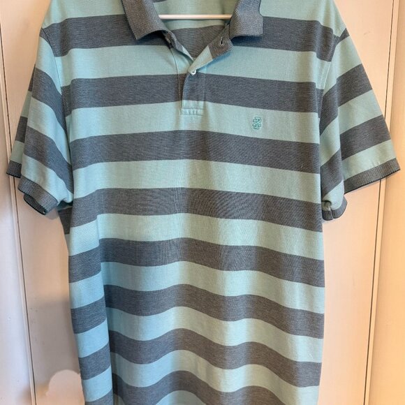 IZOD NWOT Men's Polo Gray and Cream Striped Shirt with Embroidered Logo - Picture 1 of 4